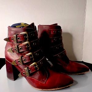 Freebird Jayden Wine Red Hot